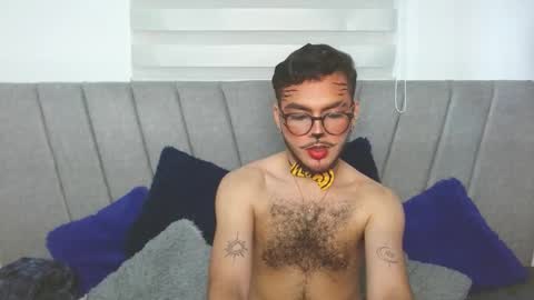 Snapshot of zac_golden chatting on 27, 10, 2025 Zack online show from 27, 10, 2025