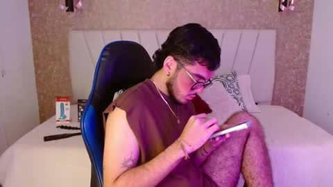 Snapshot of zac_golden chatting on 5, 11, 2025 Zack online show from 5, 11, 2025