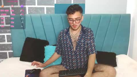 Snapshot of zac_golden chatting on 26, 11, 2025 Zack online show from 26, 11, 2025