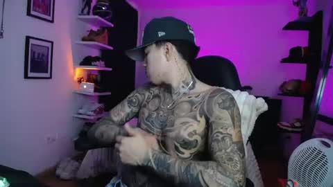 zac_muller1 online show from 20, 7, 2026