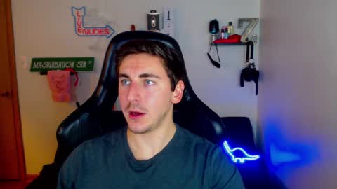 Zach Rhyder online show from 3, 1, 2025