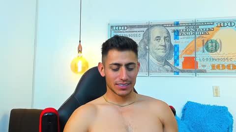 zachpri20 online show from 11, 1, 2025