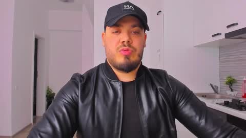 Zack online show from 11, 2, 2025