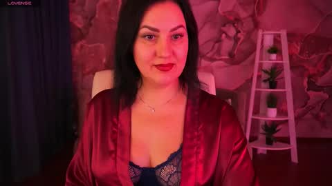 Snapshot of zafiramoonn chatting on 16, 12, 2025 Zafiramoonn online show from 16, 12, 2025