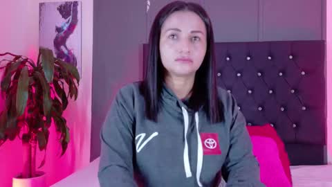 Zafiro Brown online show from 29, 9, 2025