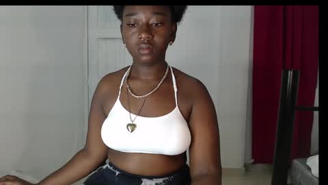 Snapshot of zahhysims chatting on 3, 2, 2025 zahhy online show from 3, 2, 2025