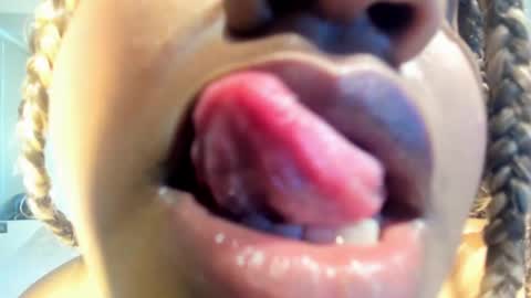 zahra_rose online show from 10, 9, 2025