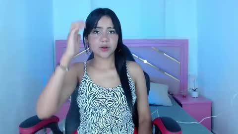 Snapshot of zaira_angel chatting on 7, 2, 2025 Zaira Angel online show from 7, 2, 2025
