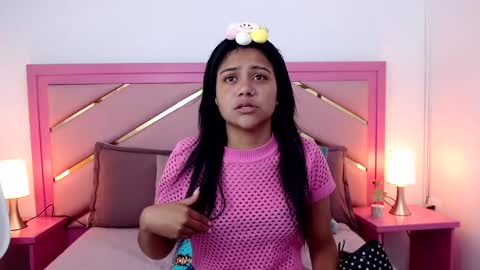 Snapshot of zaira_angel chatting on 18, 2, 2025 Zaira Angel online show from 18, 2, 2025