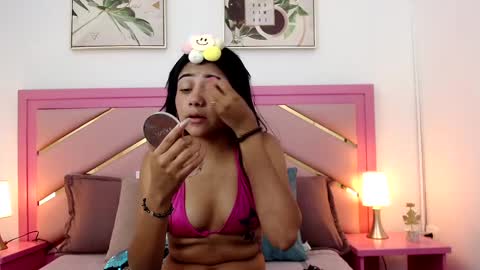 Snapshot of zaira_angel chatting on 22, 2, 2025 Zaira Angel online show from 22, 2, 2025