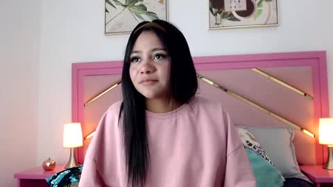 Snapshot of zaira_angel chatting on 12, 3, 2025 Zaira Angel online show from 12, 3, 2025