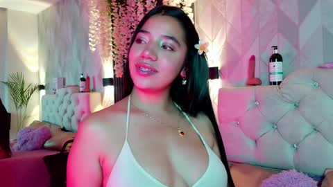 Zaira Bonny online show from 28, 5, 2026