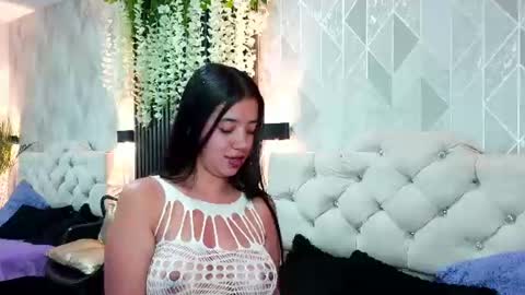 Snapshot of zaira_bonny chatting on 23, 7, 2026 Zaira Bonny online show from 23, 7, 2026