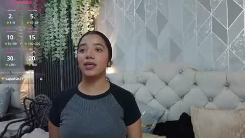 Snapshot of zaira_bonny chatting on 5, 8, 2026 Zaira Bonny online show from 5, 8, 2026