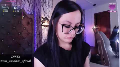 Snapshot of zami_escobar_of chatting on 19, 12, 2025 online show from 19, 12, 2025