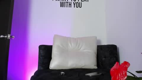 zamira_taylor online show from 27, 2, 2025