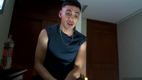 Snapshot of zamiruriel69 chatting on 28, 11, 2025 zamiruriel69 online show from 28, 11, 2025