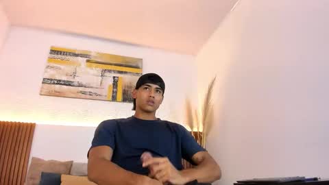 Snapshot of zander_2120 chatting on 2, 12, 2025 Zander online show from 2, 12, 2025