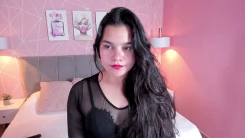 Zara Sweet  online show from 31, 12, 2024