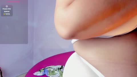 Snapshot of zara_holly_ chatting on 8, 5, 2026 Zara online show from 8, 5, 2026