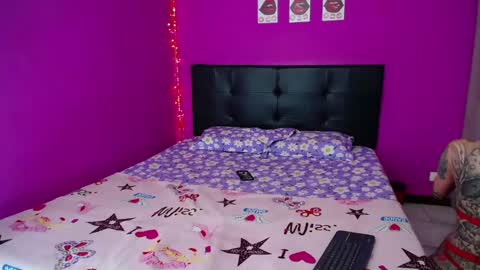 Snapshot of zara_tattoox chatting on 6, 12, 2024 ZARA ANYELINA online show from 6, 12, 2024