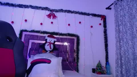 Snapshot of zaracollinx chatting on 5, 12, 2025 Zara online show from 5, 12, 2025