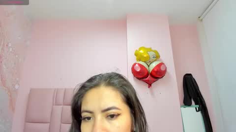 Snapshot of zarah_torres chatting on 22, 9, 2025 Zarah online show from 22, 9, 2025