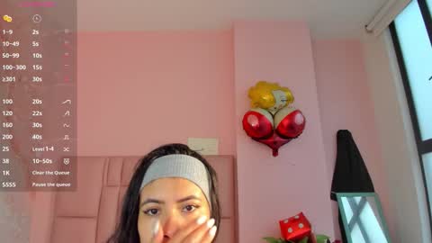 Snapshot of zarah_torres chatting on 24, 11, 2025 Zarah online show from 24, 11, 2025