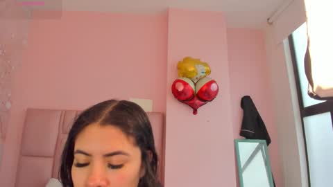 Snapshot of zarah_torres chatting on 29, 11, 2025 Zarah online show from 29, 11, 2025