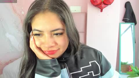 Snapshot of zarah_torres chatting on 30, 11, 2025 Zarah online show from 30, 11, 2025