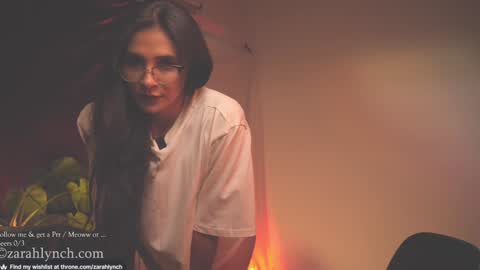 Miss Lynch   Next show  2911 online show from 13, 1, 2025