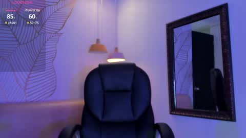 Zara Lim  online show from 24, 2, 2025