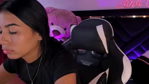 Zara Lim  online show from 28, 9, 2025