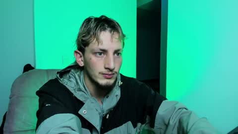 Snapshot of zarcoox chatting on 14, 4, 2026 Zarcoo online show from 14, 4, 2026