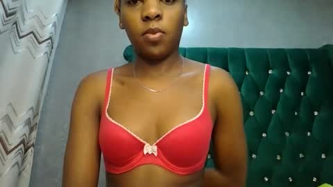 Snapshot of zariah011 chatting on 26, 4, 2026 zariah online show from 26, 4, 2026