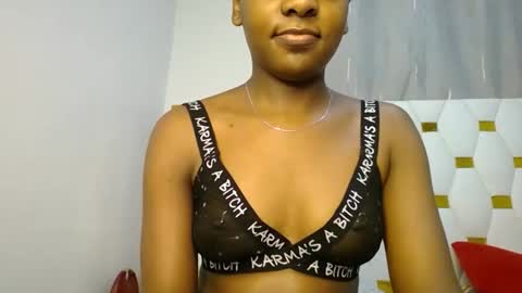 Snapshot of zariah011 chatting on 18, 5, 2026 zariah online show from 18, 5, 2026