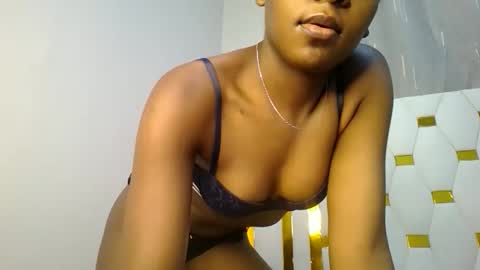 Snapshot of zariah011 chatting on 20, 5, 2026 zariah online show from 20, 5, 2026