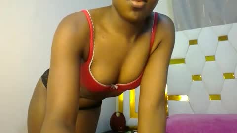 Snapshot of zariah011 chatting on 30, 5, 2026 zariah online show from 30, 5, 2026