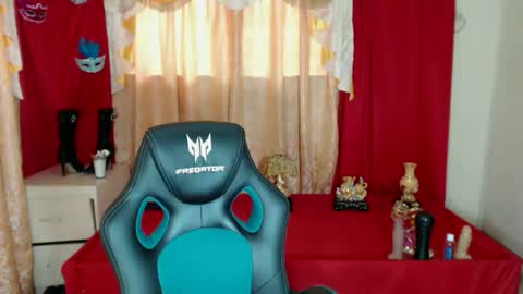 Zarry Zey online show from 1, 11, 2025