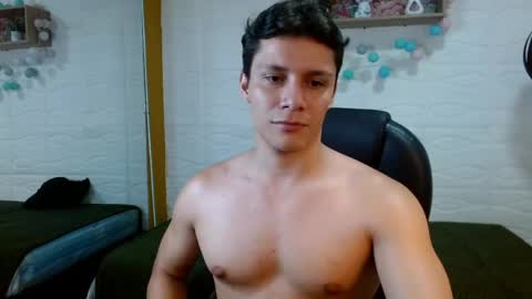 Snapshot of zayn_clausen chatting on 11, 5, 2026 zayn_clausen online show from 11, 5, 2026
