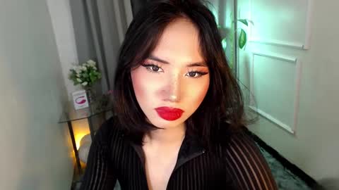 zelainalovetocum online show from 30, 1, 2025