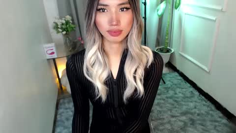 zelainalovetocum online show from 31, 1, 2025