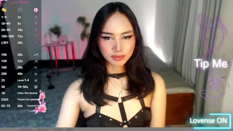 zelainalovetocum online show from 22, 10, 2025