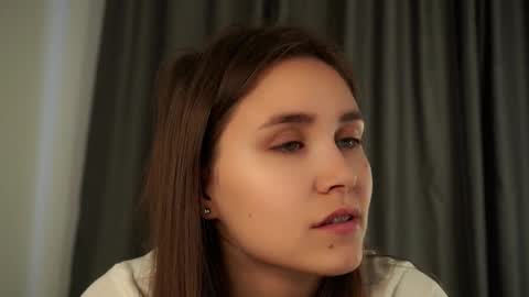 Emilia online show from 19, 9, 2025