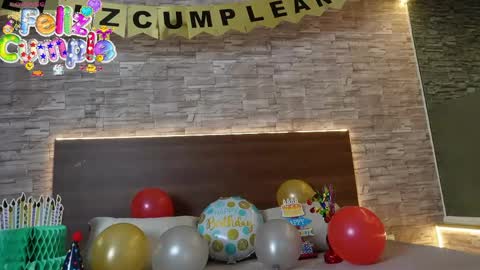 Snapshot of zenda_biancha chatting on 15, 4, 2026 zenda_biancha online show from 15, 4, 2026