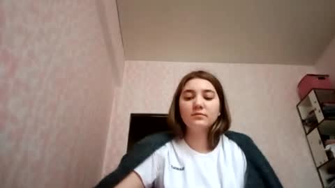 zeniabrossoit online show from 18, 3, 2026