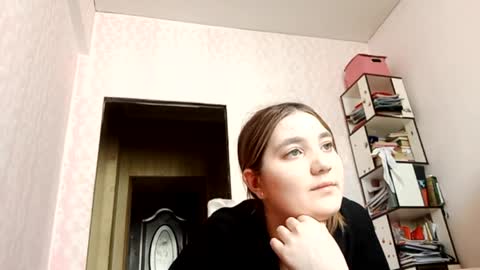 zeniabrossoit online show from 28, 3, 2026