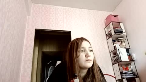 zeniabrossoit online show from 29, 3, 2026