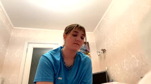 Snapshot of zeniabrossoit chatting on 28, 5, 2026 zeniabrossoit online show from 28, 5, 2026