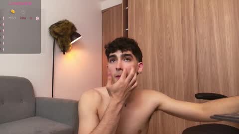 Snapshot of zenn_rush chatting on 1, 2, 2025 Zenn online show from 1, 2, 2025